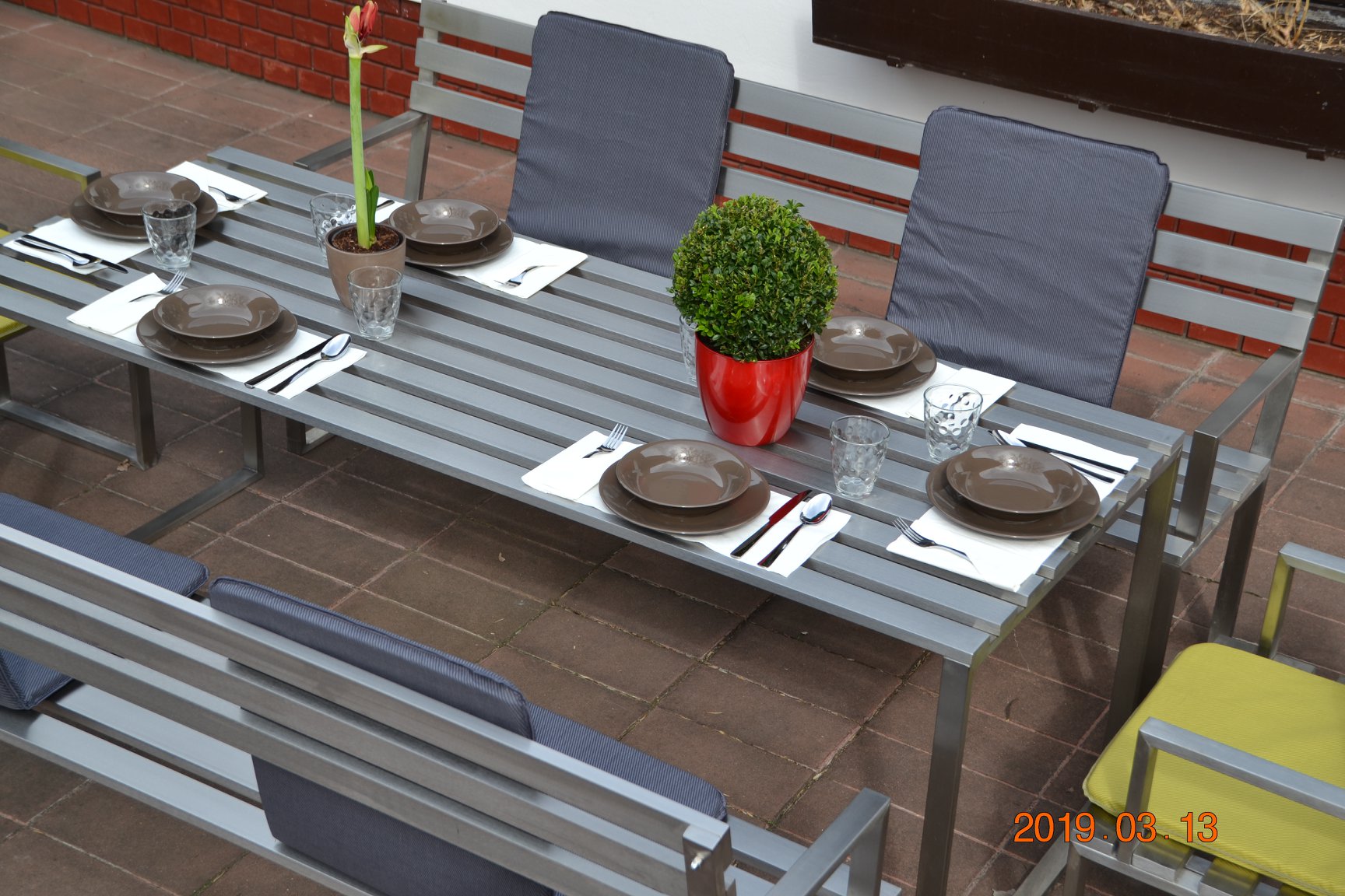 MRK-Mira Classica rozsdamentes kerti bútor garnitúra